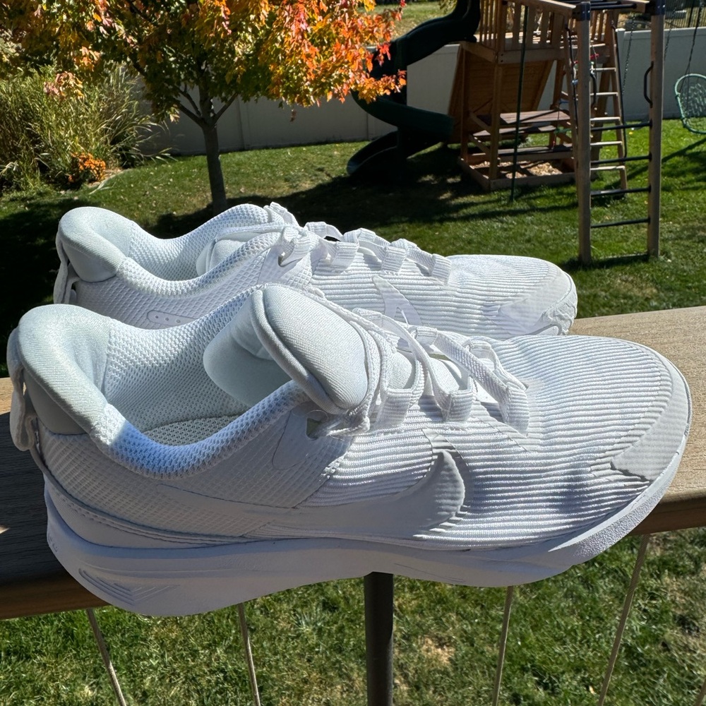 Nike Star Runner 4